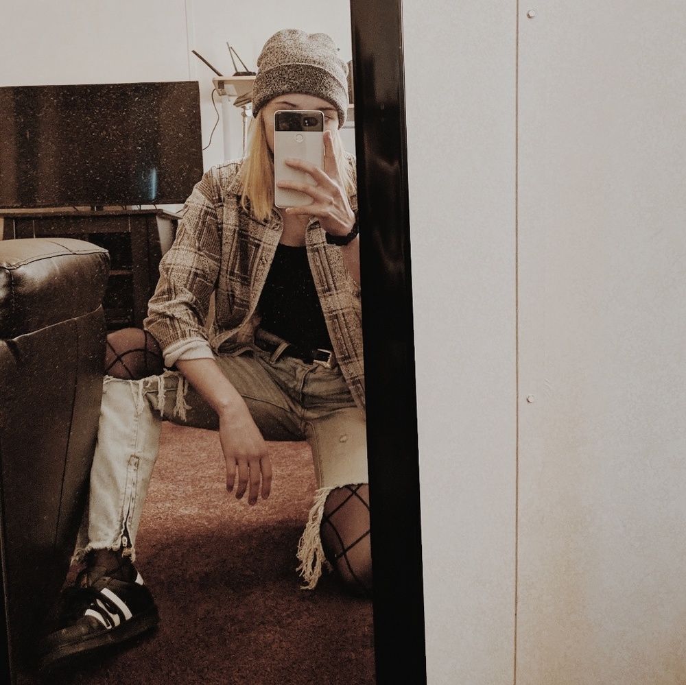 Meet your Posher, Lauren